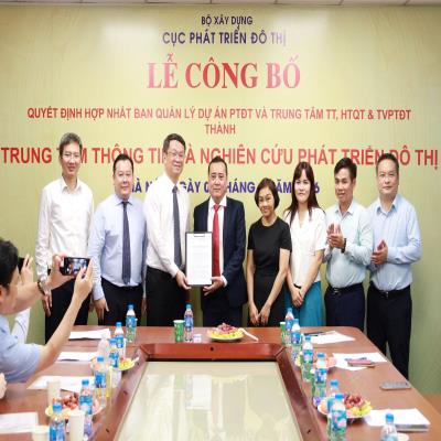 Hợp nhất Ban Quản lý Dự án phát triển đô thị và Trung tâm Thông tin, hợp tác quốc tế và tư vấn phát triển đô thị