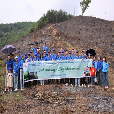 TUỔI TRẺ CỤC PHÁT TRIỂN ĐÔ THỊ XUNG KÍCH TRONG CHƯƠNG TRÌNH TÌNH NGUYỆN “XANH CÁNH RỪNG – SÁNG NHỮNG ƯỚC MƠ” TẠI THÁI NGUYÊN