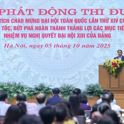 Thủ tướng phát động đợt thi đua cao điểm lập thành tích chào mừng Đại hội XIV của Đảng