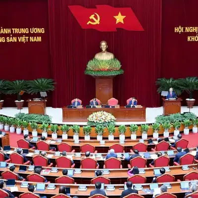 Ngày làm việc thứ hai Hội nghị lần thứ tư Ban Chấp hành Trung ương Đảng khóa XIV