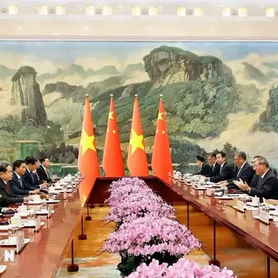 Chủ tịch Quốc hội Trần Thanh Mẫn hội kiến Thủ tướng Quốc vụ viện Trung Quốc Lý Cường