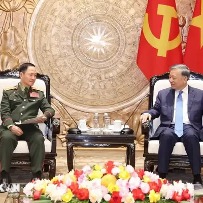 Tổng Bí thư, Chủ tịch nước Tô Lâm tiếp Phó Thủ tướng, Bộ trưởng Bộ Quốc phòng Lào