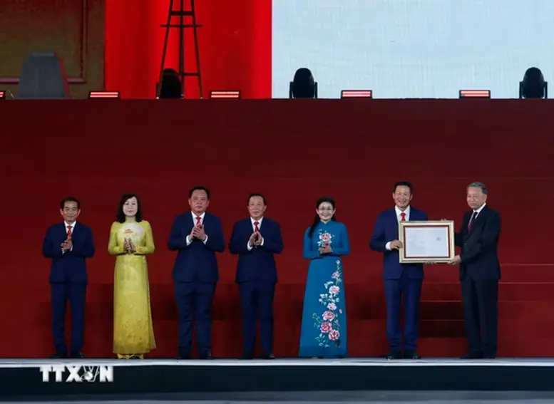 Tổng Bí thư, Chủ tịch nước dự Lễ công bố Nghị quyết của Quốc hội về thành lập thành phố Đồng Nai